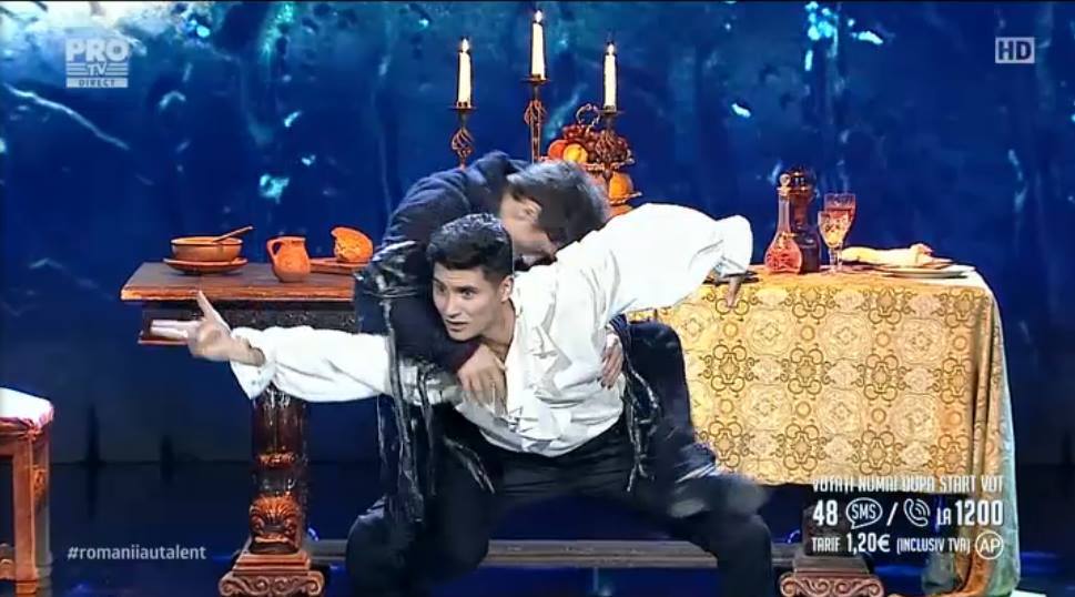 Unii spun că cei doi tineri au fost starurile serii.