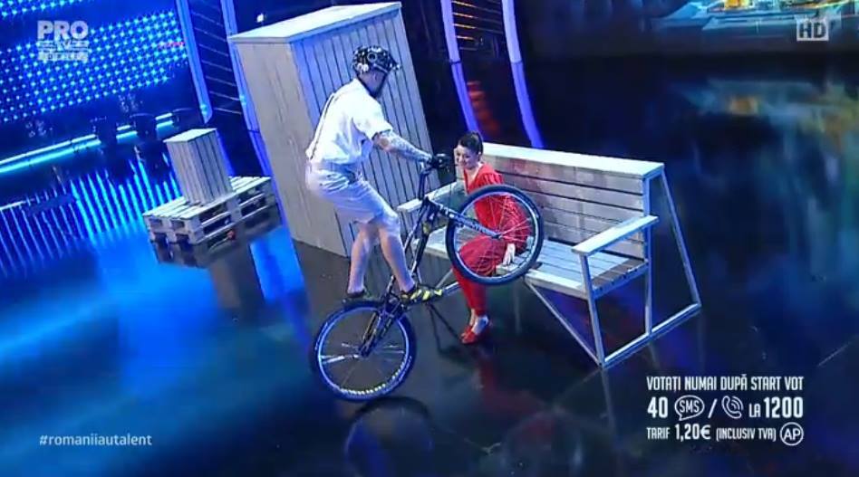 Gabor Orban - Barra a executat un număr demn de finală