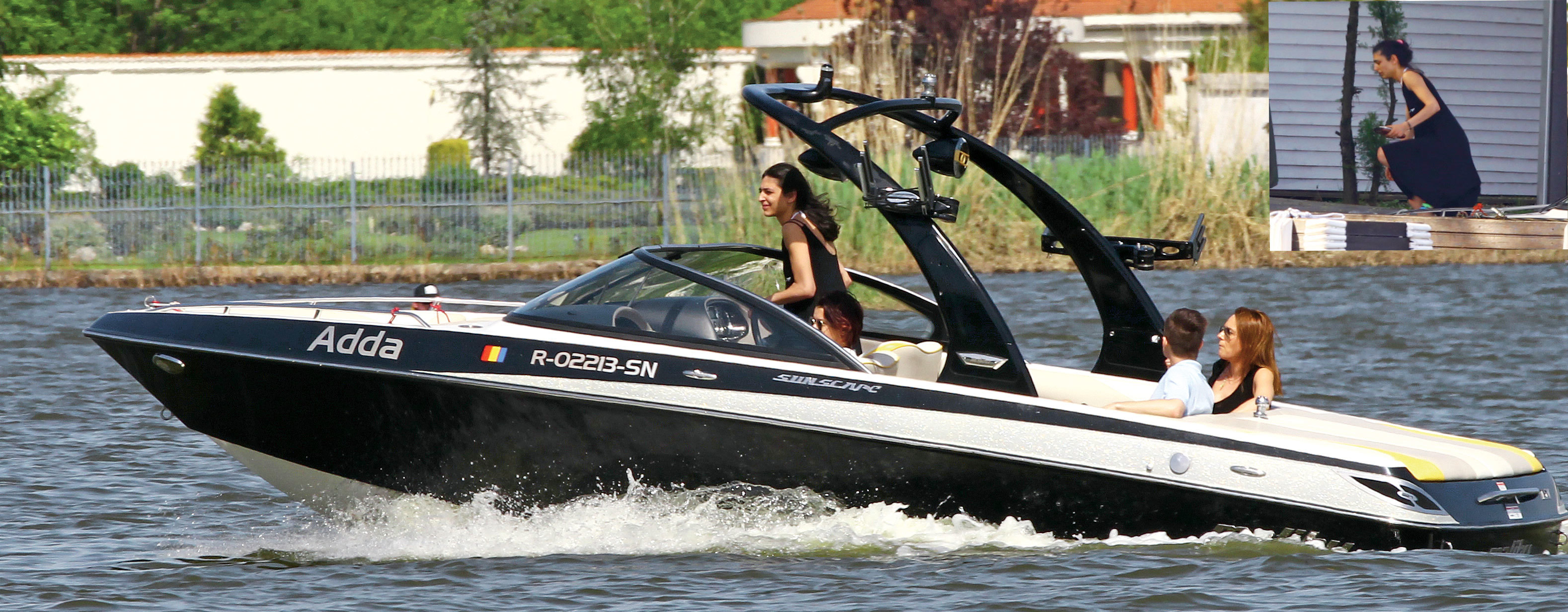 Adda Burton şi-a scos prietenii pe Snagov.