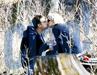 Raluca Moianu a fost fotografiată de revista CIAO!, în tandreţuri cu amantul ei.