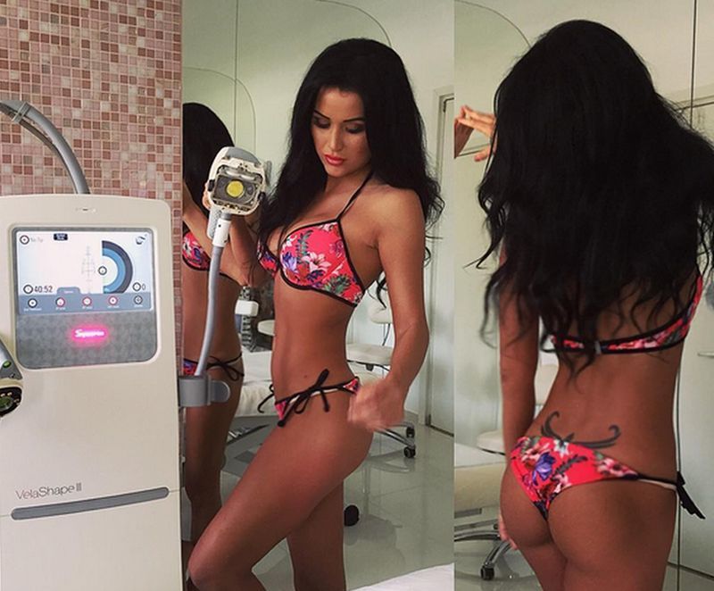 Daniela are un corp perfect tonifiat