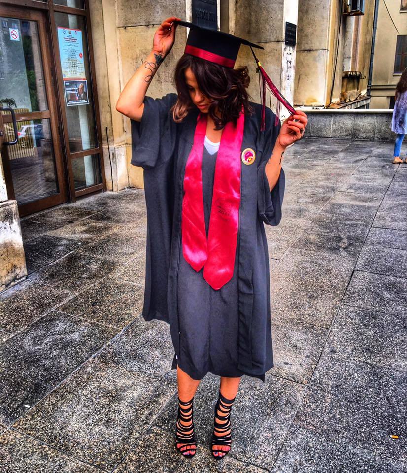 ”Strâmba lui Dodel” a vrut să demonstreze că are şi studii, dar şi talent la blogging.