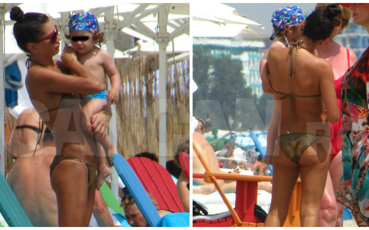 Elena Băsescu, la mare cu familia.