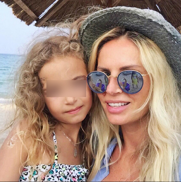 Fiica Andreei Bănică s-a lovit la cap şi a ajuns la spital.