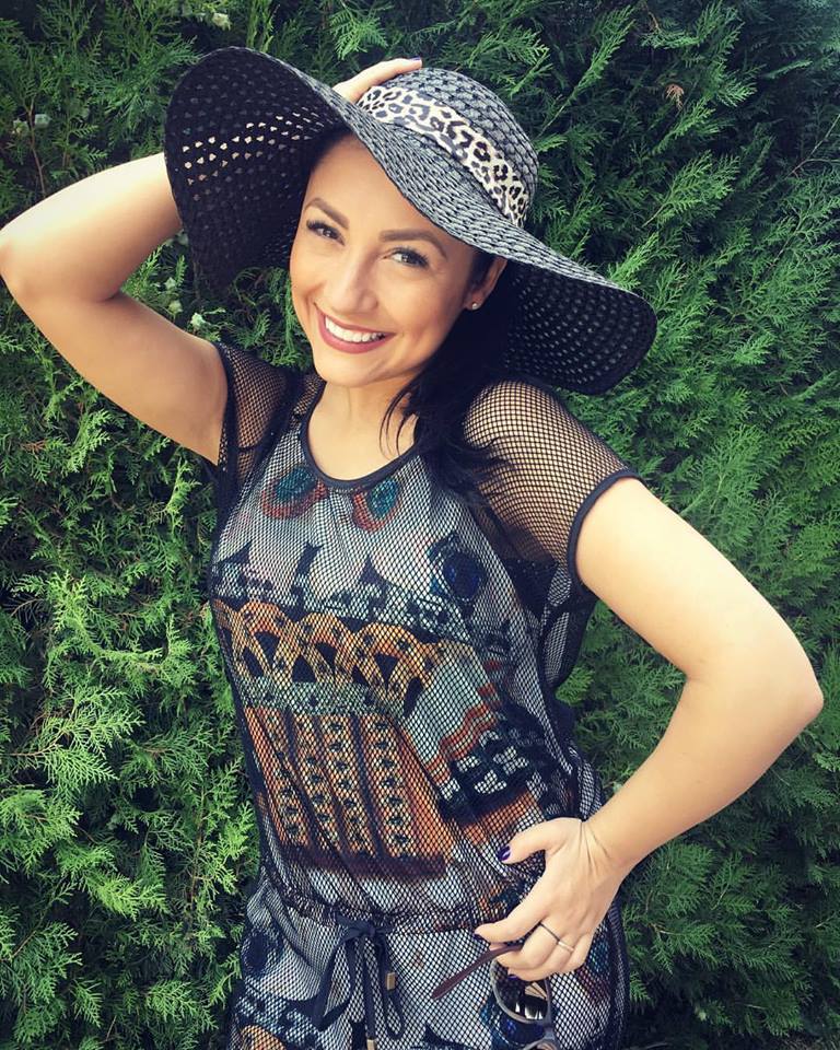 Andra este una dintre cele mai apreciate artiste din România.