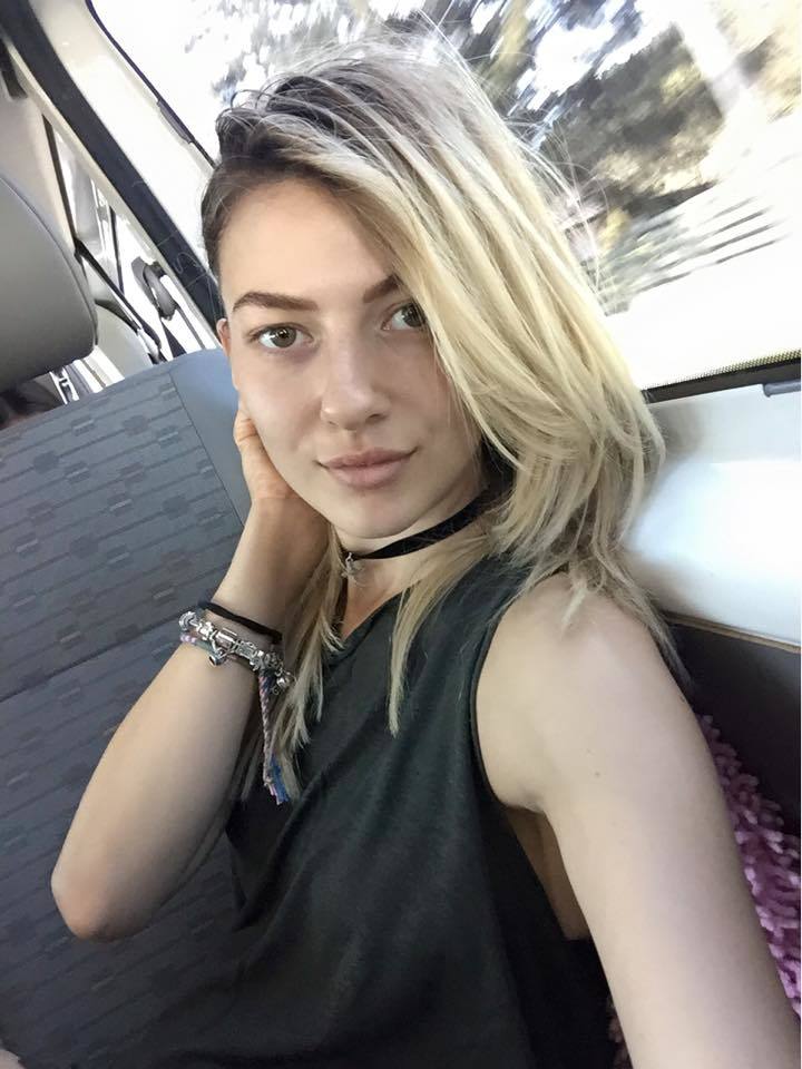 Lidia Buble s-a pozat nemachiată şi a postat fotografia pe Facebook.