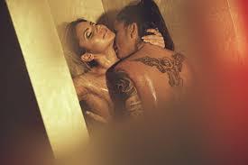 Cel mai nou videoclip al lui Pepe conţine imagini interzise minorilor.