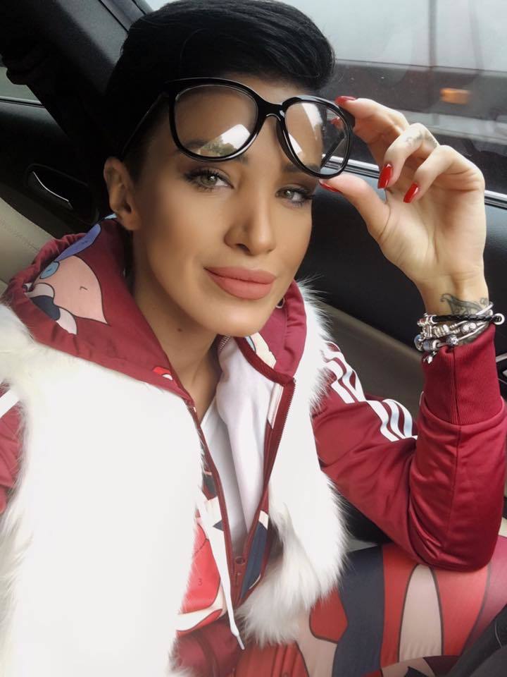 Adelina a vărsat lacrimi amare după despărţirea de Speak