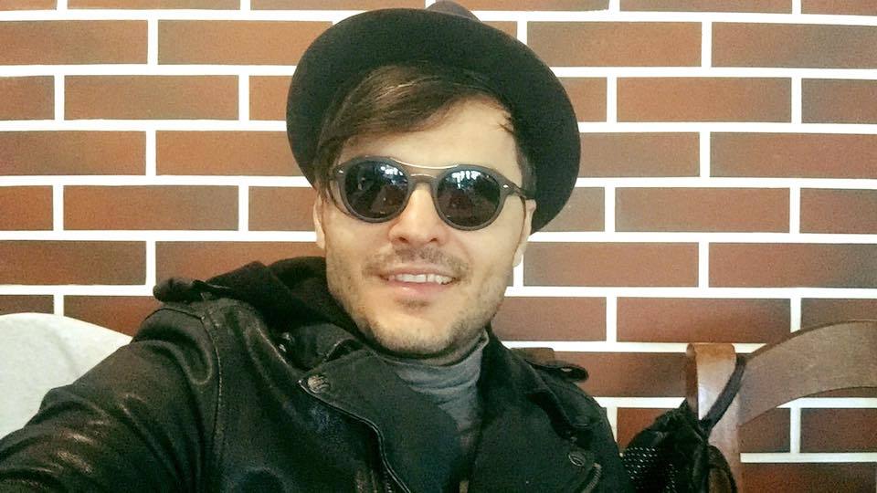 Liviu Vârciu este încurajat de fani să mai dea o şansă relaţiei cu Adelina.