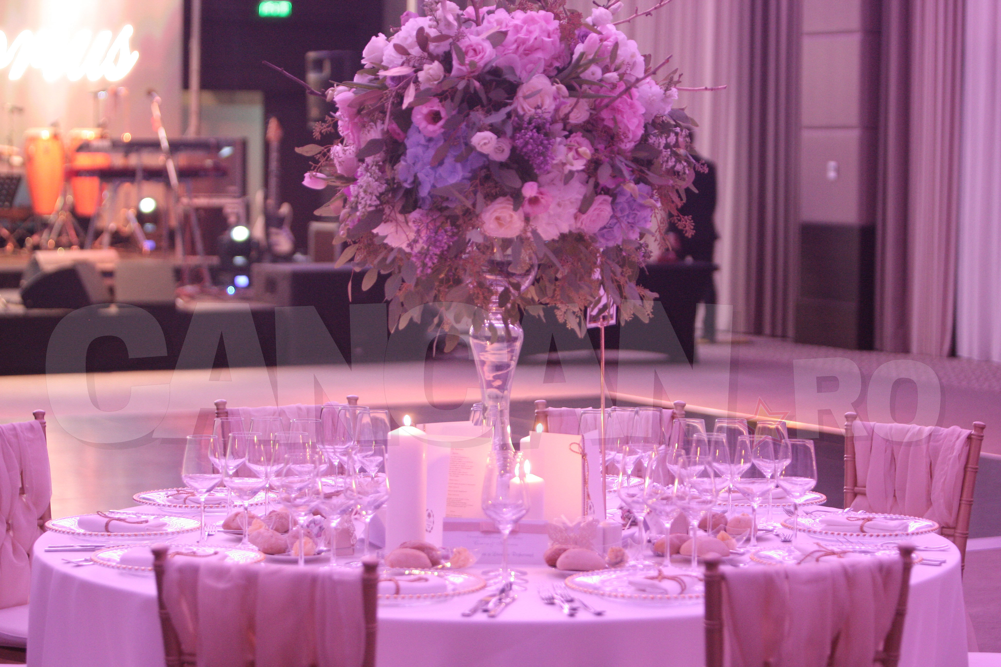 ”Buchetul” miresei a dominat masa mirilor