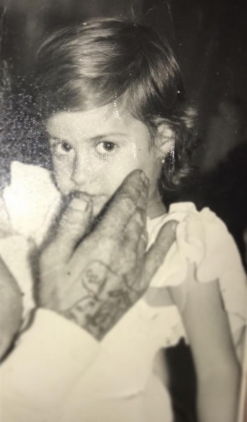 Fănica, mama lui Betty Salam