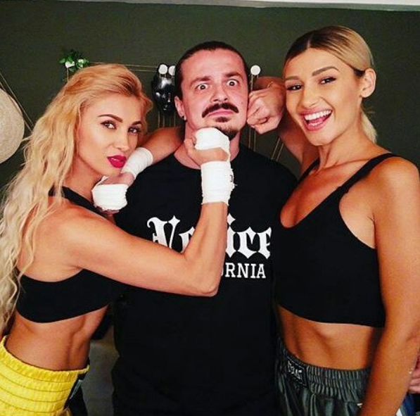 Alina Eremia şi Lora s-au fotografiat împreună, după ce s-a spus că se află într-un război.