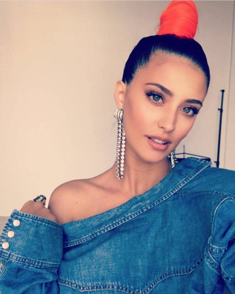 Antonia a intrat în cursa  pentru ,,cel mia bun artist''.