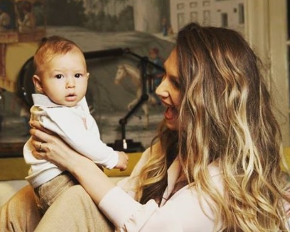 Adela Poescu, împreună cu fiul ei