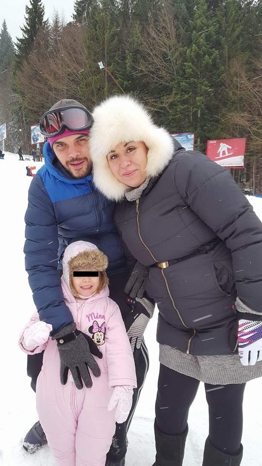 Oana Roman, vacanţă cu familia la munte