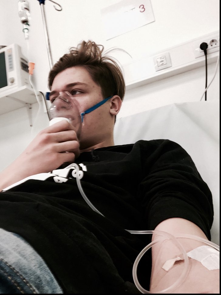 Ştefan Roşcovan, concurentul Loredanei Groza, pe patul de spital cu o zi înaintea semifinalei ”Vocea României”