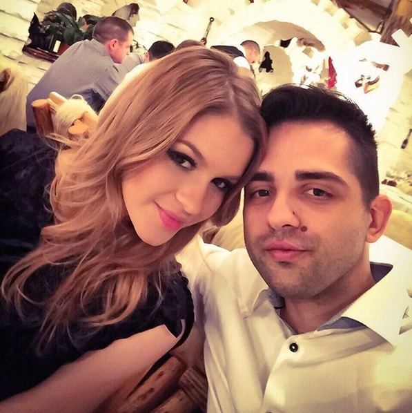 După opt ani de căsătorie, cei doi se iubesc la fel de mult!