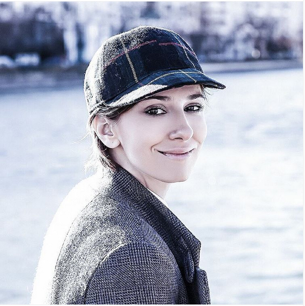 Dana Rogoz aşteaptă cu nerăbdare Crăciunul