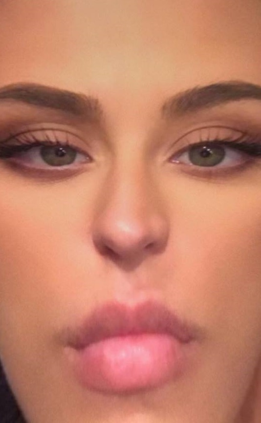 Antonia, un nou selfie după ce a ajuns acasă cu Akim