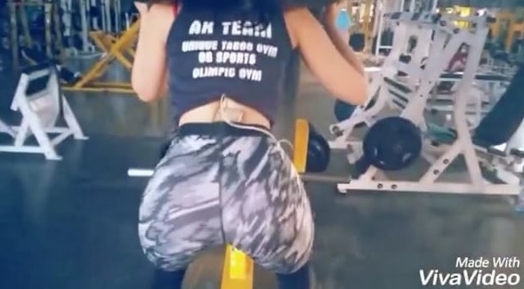 Adolescenta îşi lucrează acum trupul la sală, pentru a-i tenta pe viitorii cumpărători