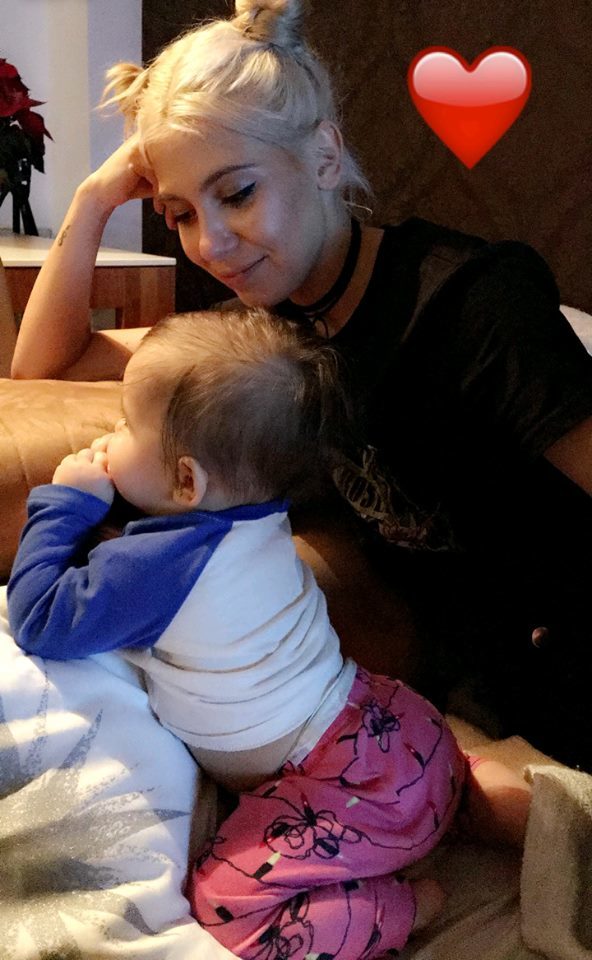 Sore, împreună cu fiica ei, Erin