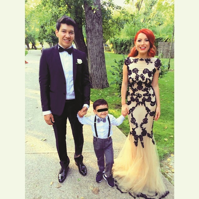 Cântăreaţa se simte foarte bine atunci când este alături de soţul şi fiul ei