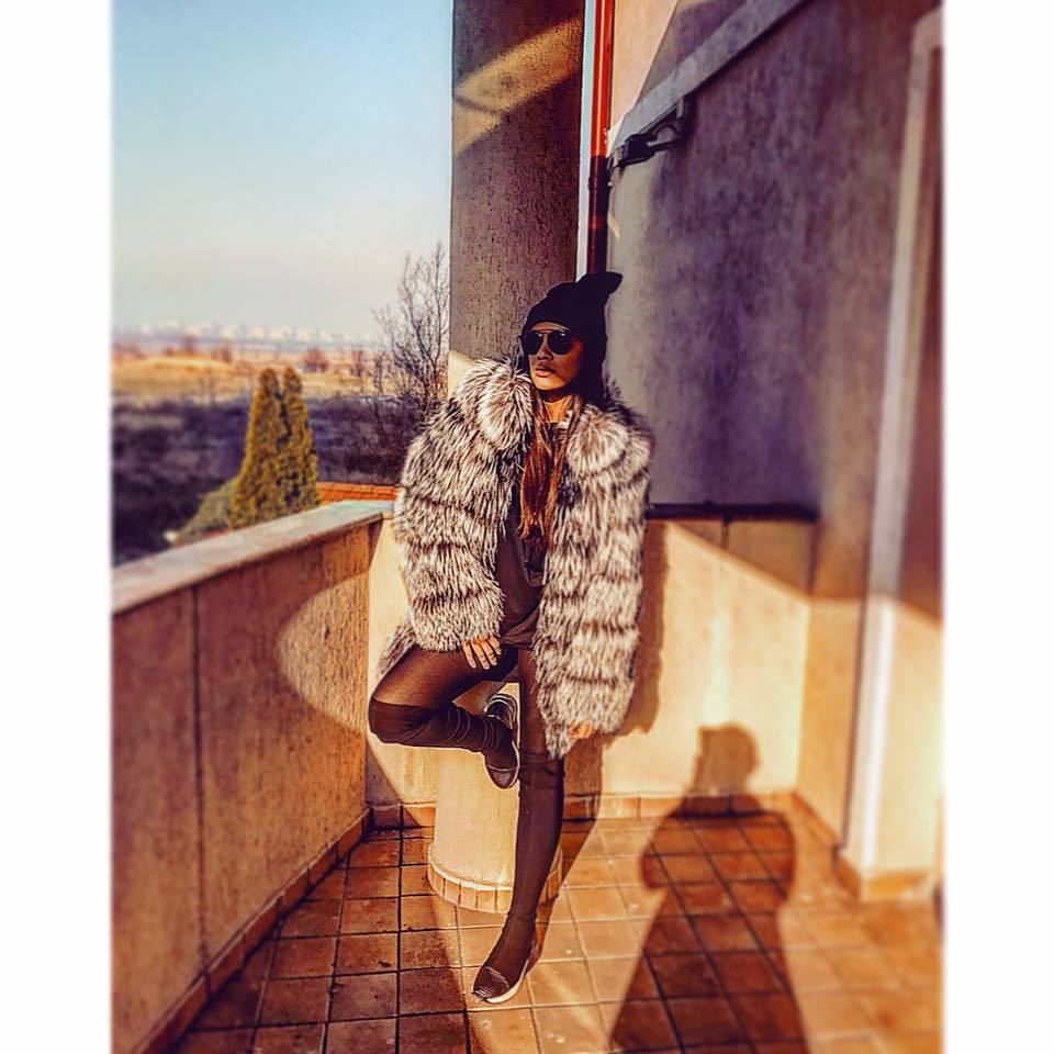 Betty Salam a fugit de acasă cu iubitul