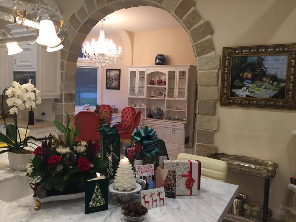 Monica Gabor, cadouri de Crăciun