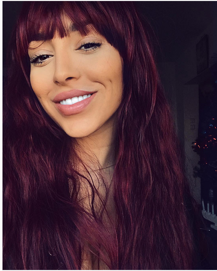 Ruby şi-a uimit fanii cu o nouă schimbare de look, temporară, deoarece poartă o perucă.