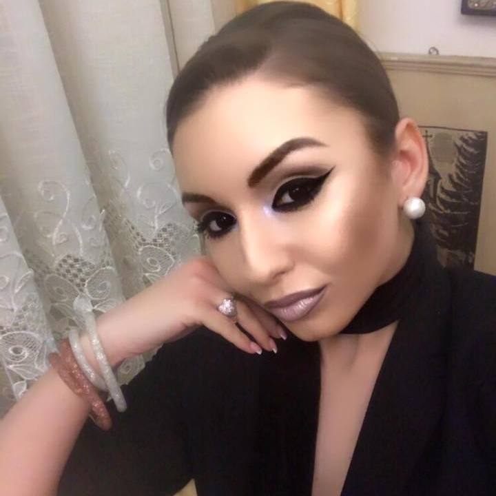 Jeni Vadim Tudor, la câteva luni de la despărţirea de Tibi Vărzaru