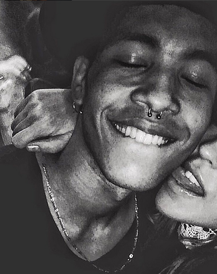 Corina Bud se bucură de fiecare moment, de când este o femeie divorţată.