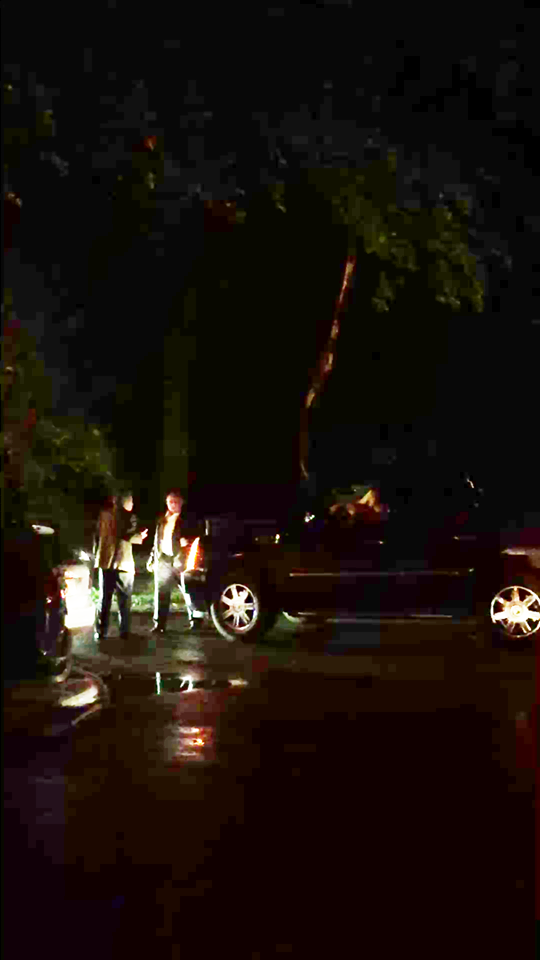 Scene de film în parcare