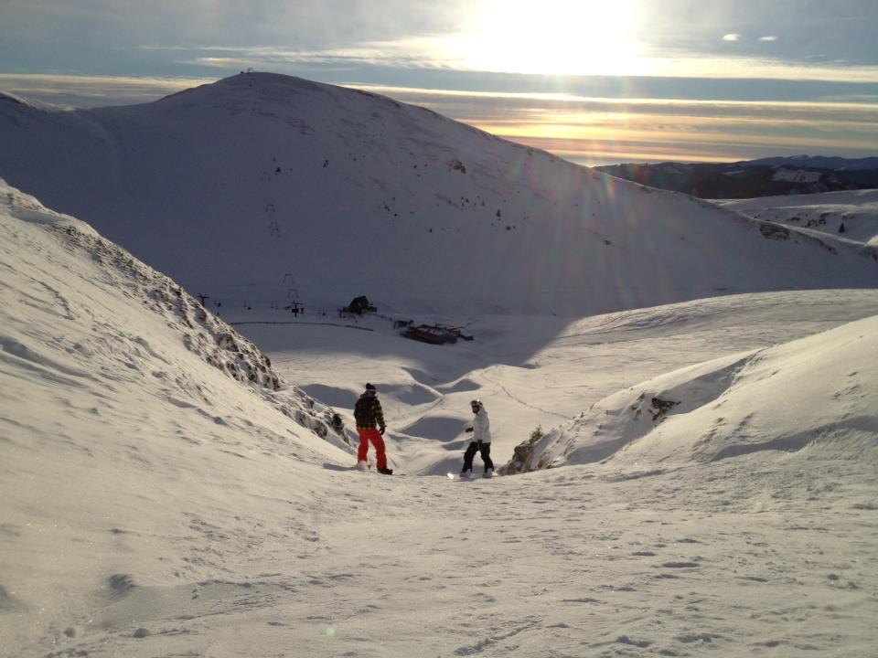 Cei doi soti se merg fara teama pe cele mai abrupte partii