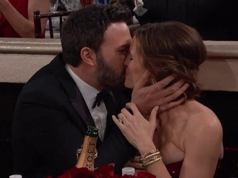 Ben Affleck şi-a dat pe spate nevasta cu discursul său de la Globurile de Aur: