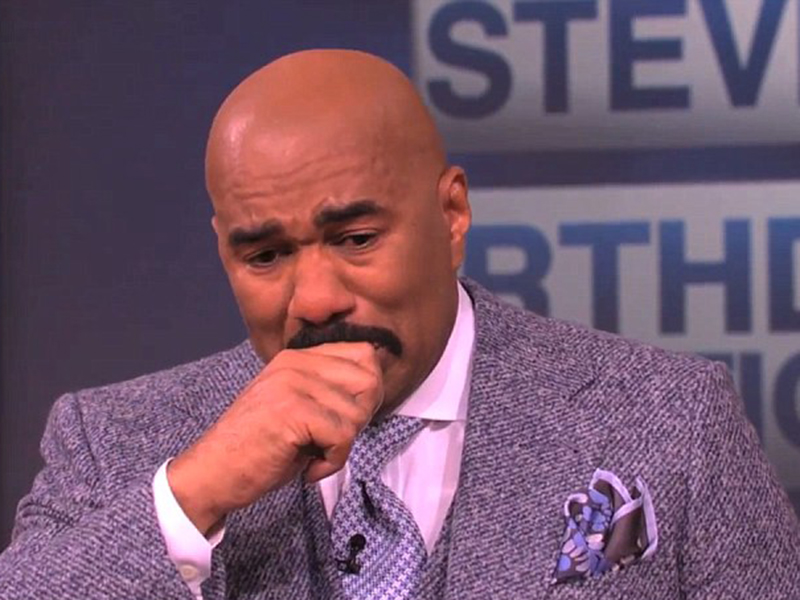 Clipul cu Steve Harvey plângând în hohote datorită unui invitat supriză a ajuns viral! Vezi ce l-a impresionat pe comedian!