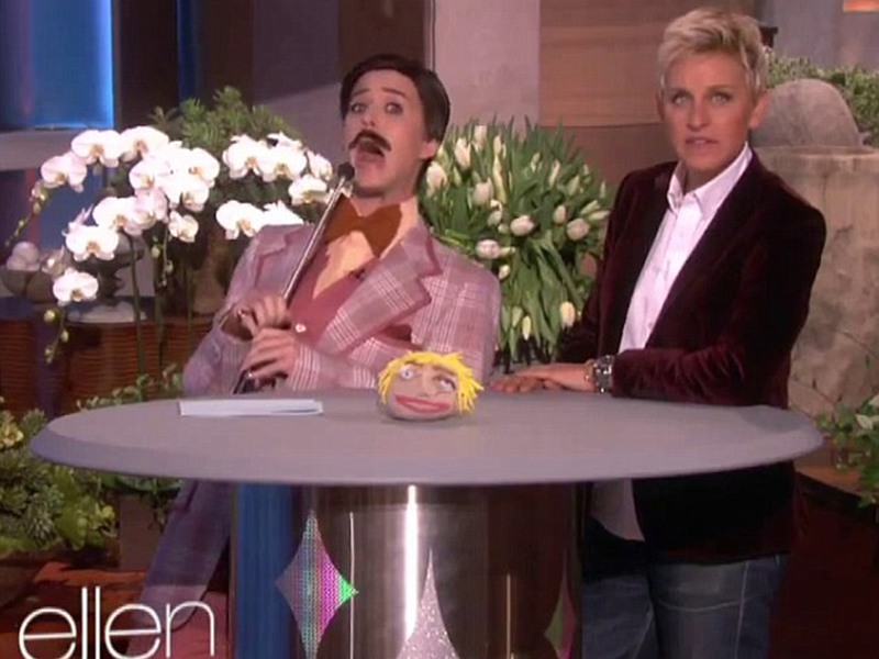 Frumuşica artistă Katy Perry s-a îmbrăcat ca un bărbat şi...îi stă foarte bine! Voi ce credeţi?