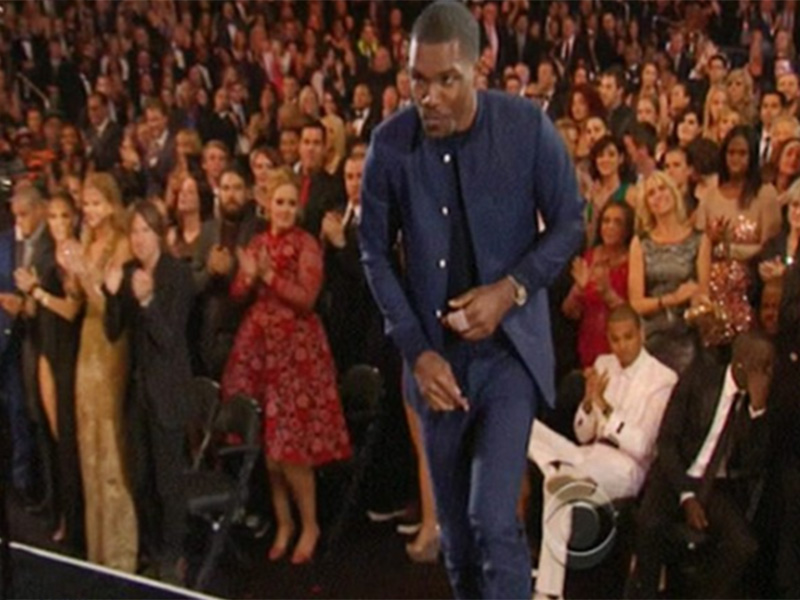 Adele s-a luat la harţă cu Chris Brown, la premiile Grammy! Vezi de la ce a pornit scandalul!