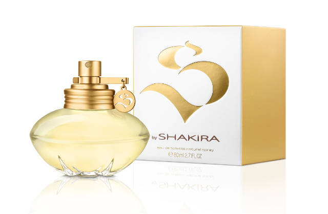 Nici nu spui că e mămică! Shakira arată senzaţional la doar două luni de la naştere!