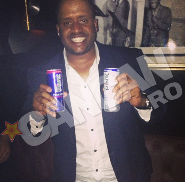 Monica Gabor si Mr. Pink