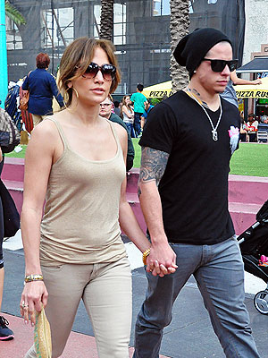 Jennifer Lopez si Casper Smart