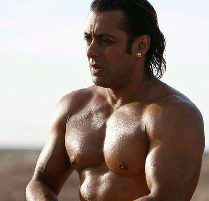 Presa din India vorbeste de o posibila casnicie intre Salman Khan si Iulia Vantur