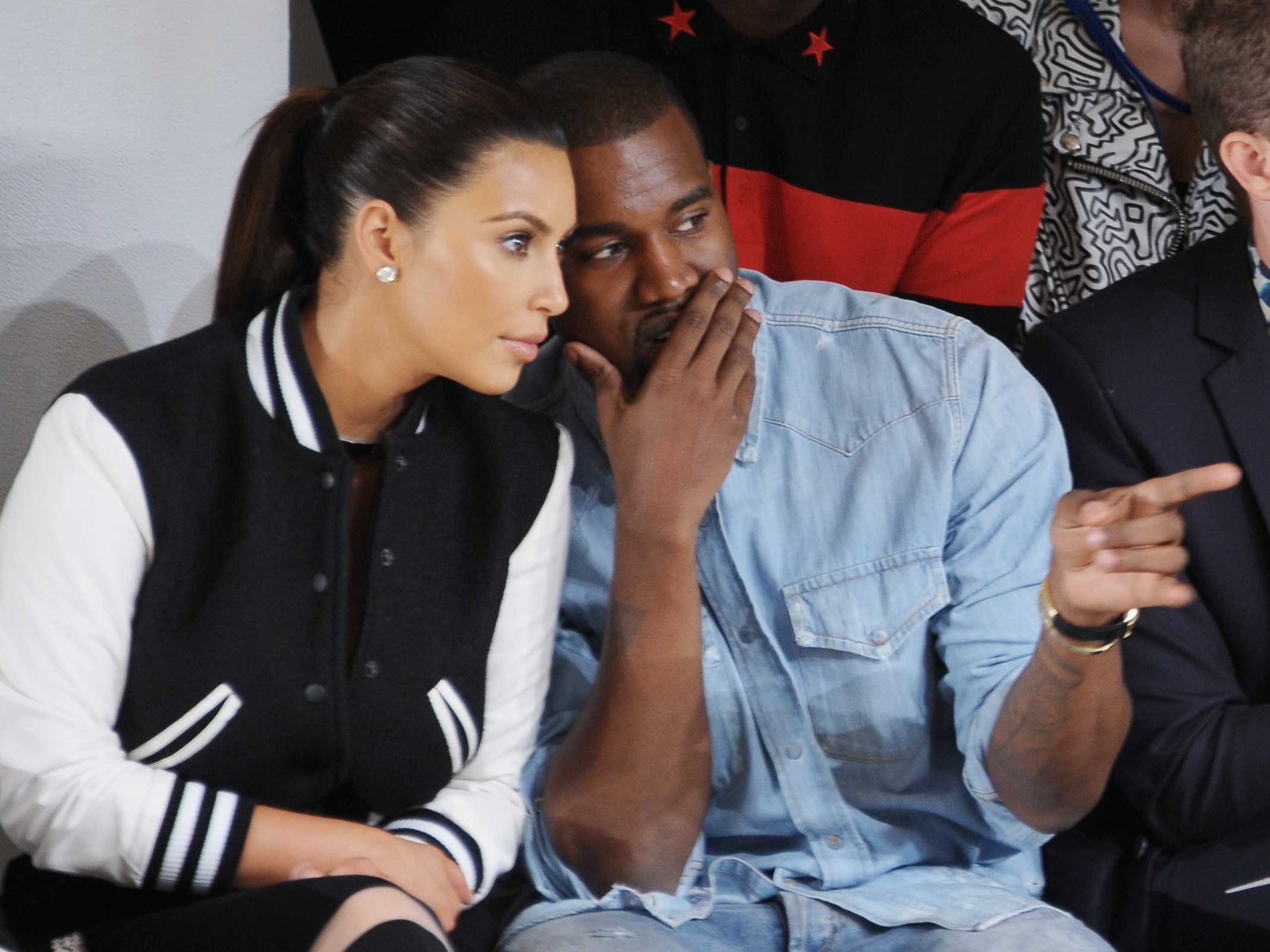Kim Kardashian este casatoritta cu rapper-ul Kanye West