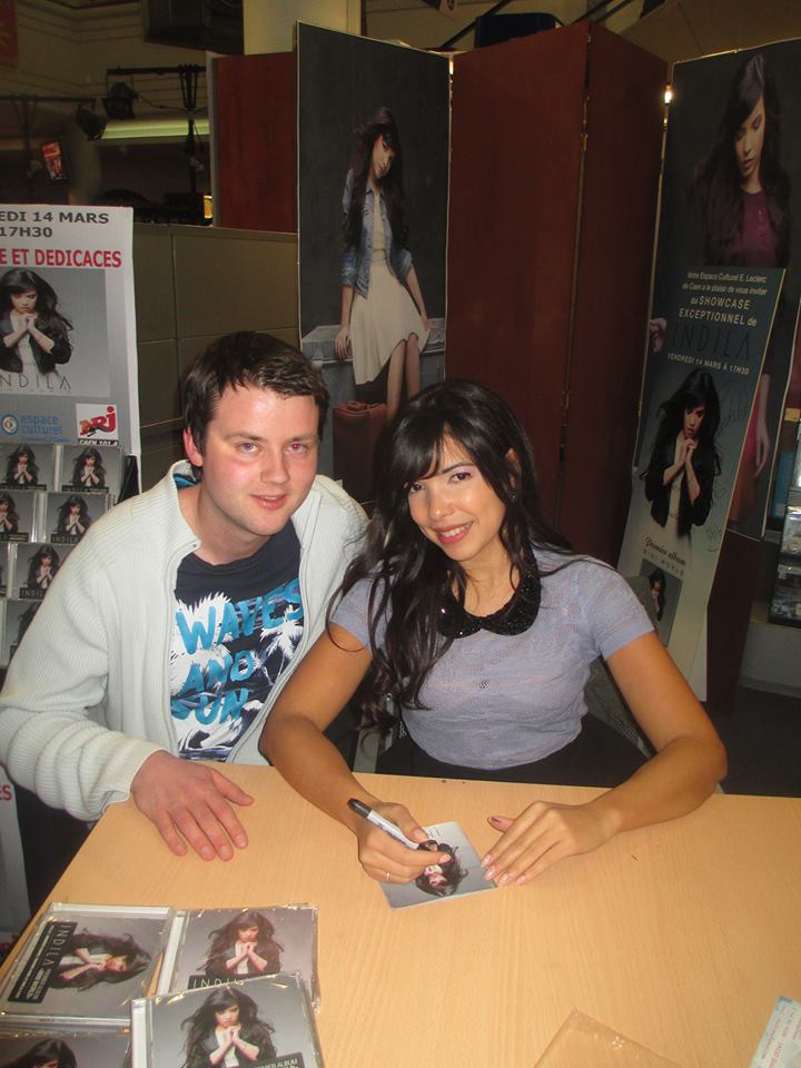 Cantareata este foarte misterioasa si vorbeste doar despre cariera sa muzicala