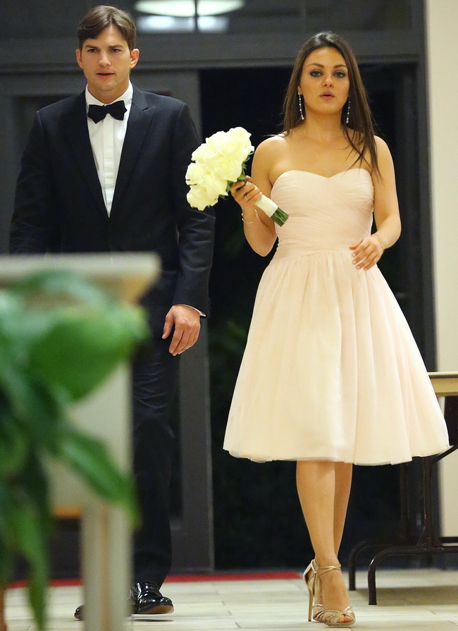 Mila Kunis si Aston Kutcher