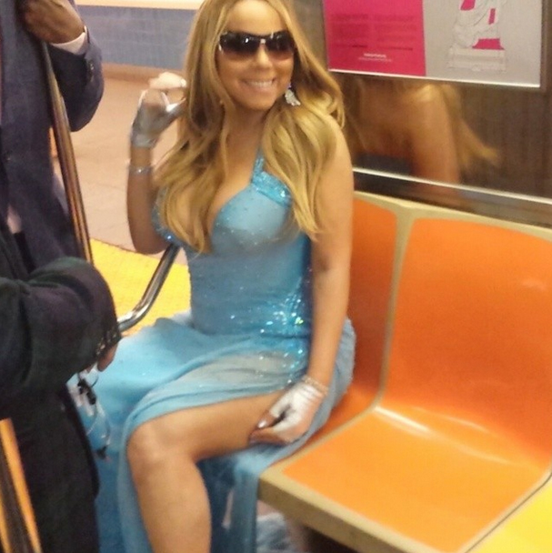 Chiar daca este o adevarata diva, Mariah Carey nu s-a dat in laturi de la o plimbare cu metroul