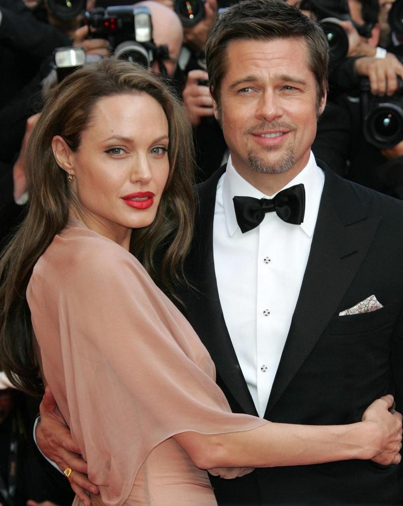 Angelina jolie si Brad Pitt