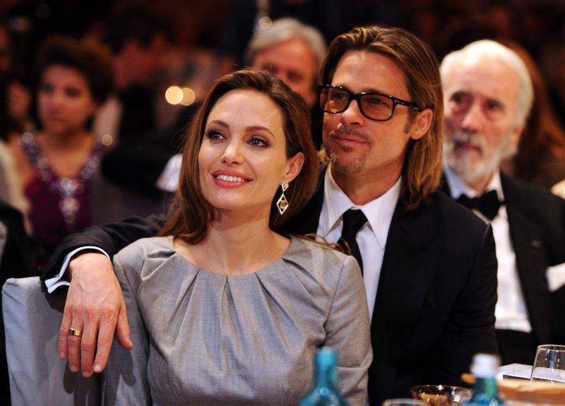 Angelina jolie si Brad Pitt
