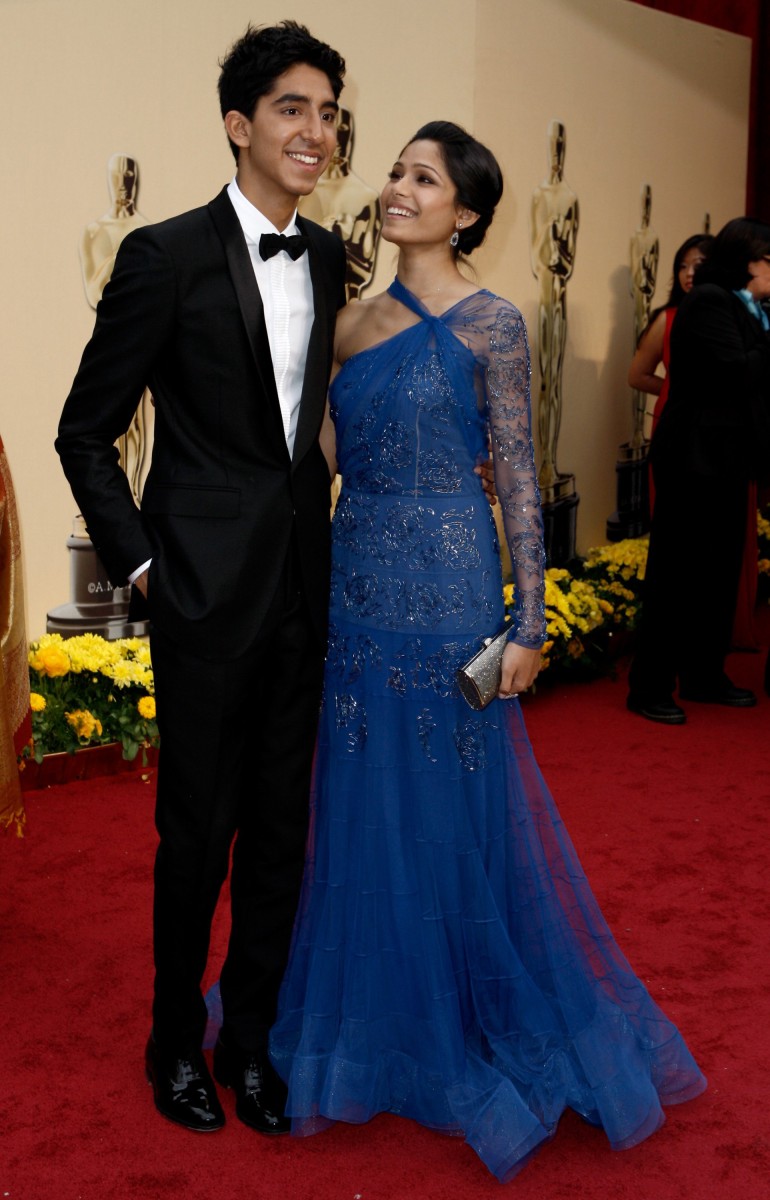 Dev Patel si Freida Pinto