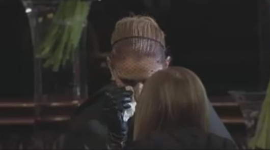 Celine Dion nu s-a putut opri din plans