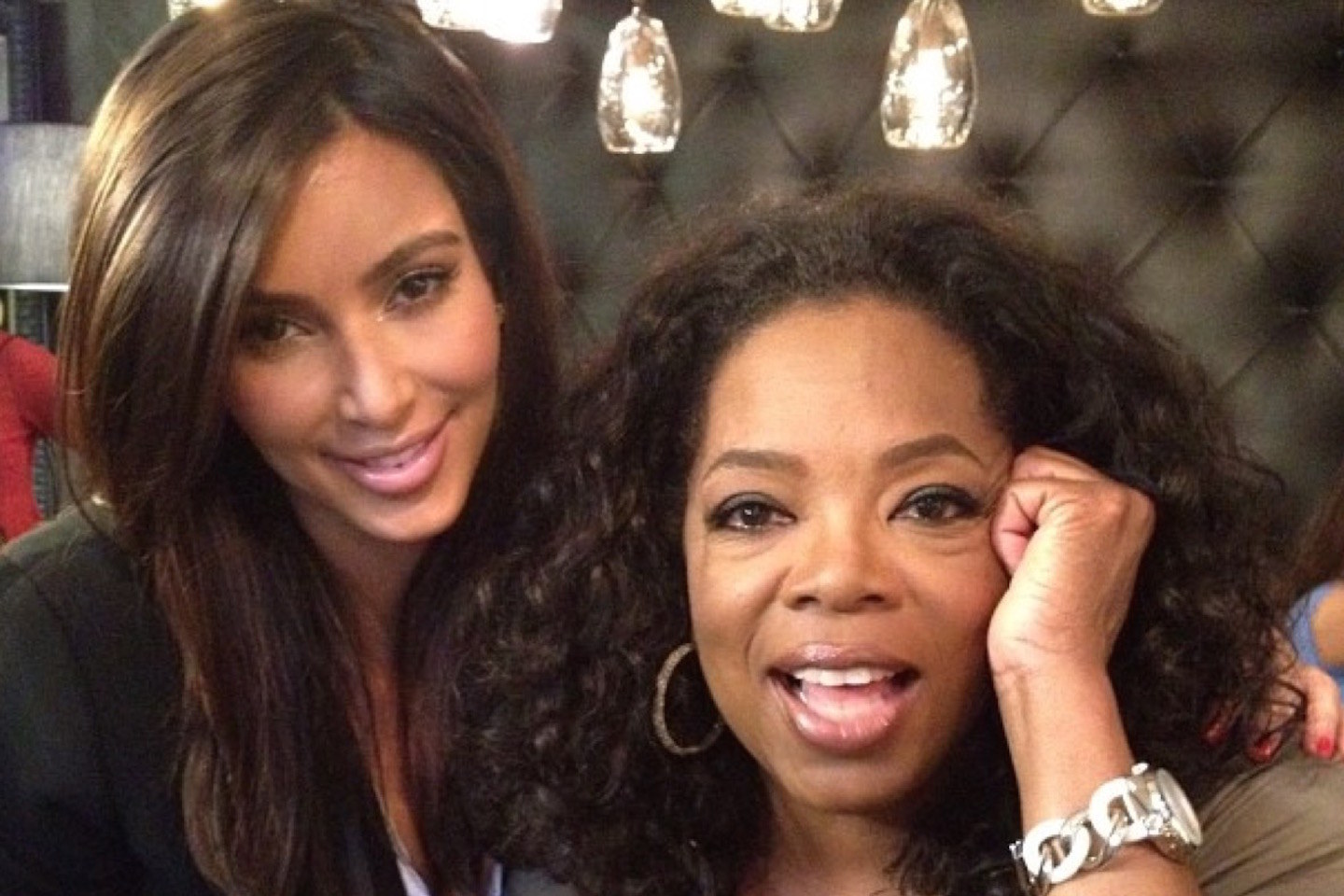 Kim Kardashian si-a inceput viata sexuala la doar 14 ani, iar mama ei Kris i-a procurat imediat contraceptive, pentru a o proteja de o eventuala sarcina nedorita, i-a povestit aceasta moderatoarei Oprah Winfrey.